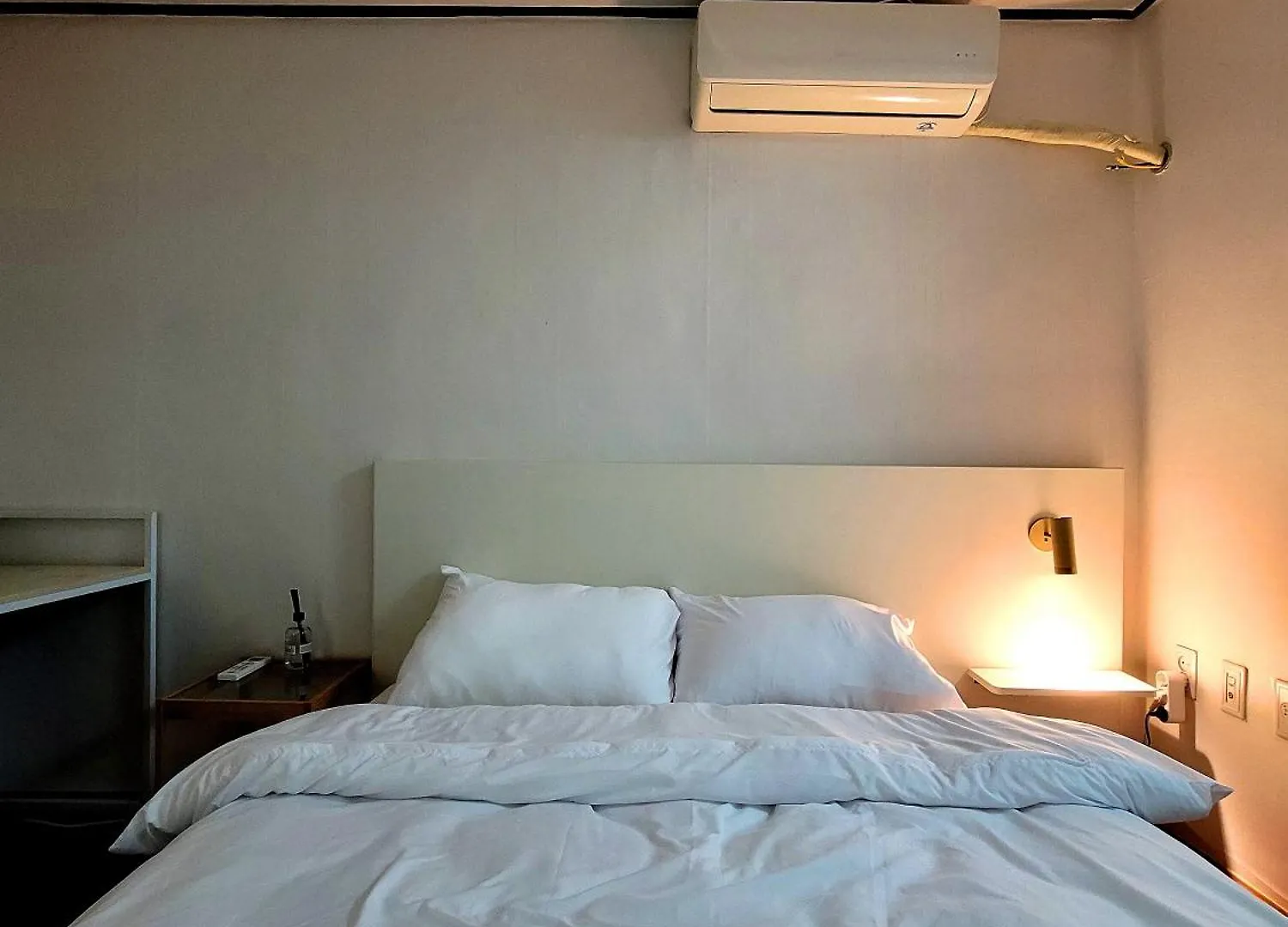 公寓 A Sunny And Comfortable House-202 首爾 韩国